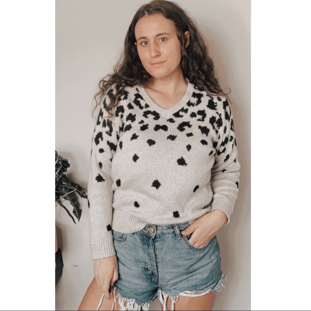 LOVE TREE CHEETAH PRINT PULLOVER